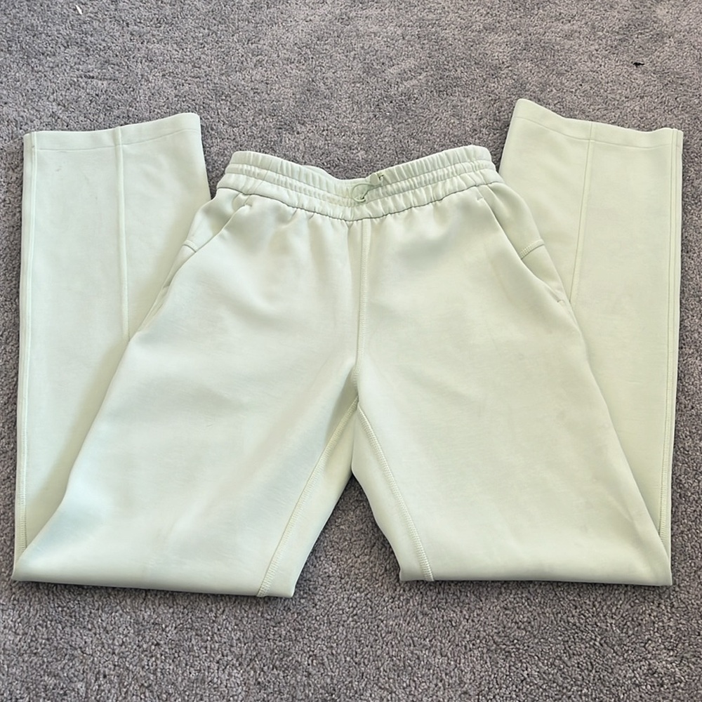Lululemon Softstreme High-Rise Pant - Picture 4 of 8